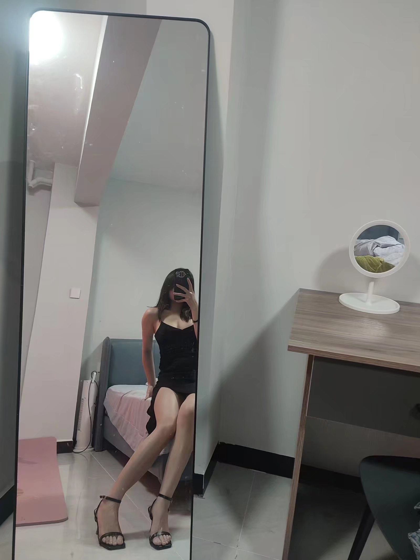 1016409_2M6M9MUPM7UH5KU.jpg